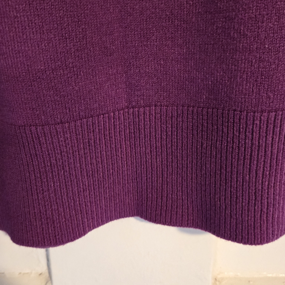 New York & Company Pinkish Purple Sweater, Size Large, Soft, Lightweight, Warm - Picture 5 of 6